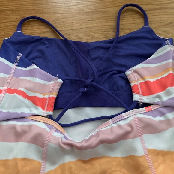 Lululemon NWOT Dancing Warrior Tank (8) - Picture 5 of 14